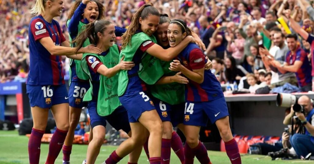 Barcelona women's retain champions league title